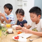 スポーツする子供